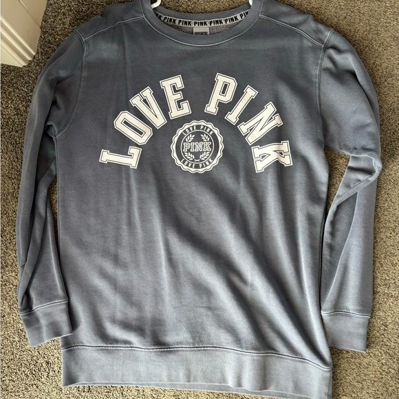 NWT Victoria’s Secret Pink campus crew sweatshirt XS - Picture 2 of 6